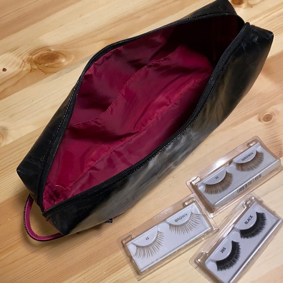 MAC COSMETICS Jacquard bag & lashes - Picture 3 of 8